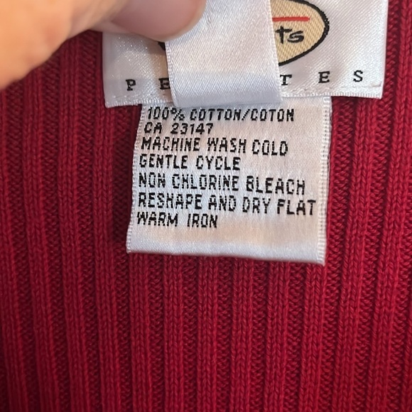 Talbots-M petite-red-rib detail,long sleeve, full zip,crewneck,cardigan sweater. - Picture 9 of 13